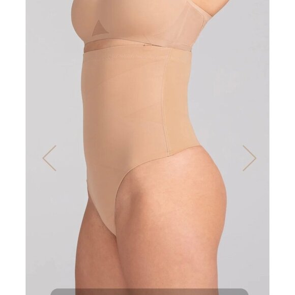 Honeylove Strong Support Mid-Waist Superpower Thong Sand Size Medium - Picture 2 of 10